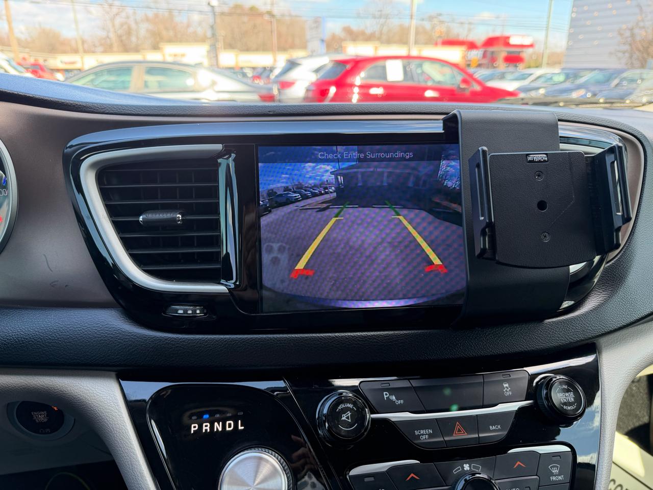 Chrysler Pacifica Touring-L FWD 2017