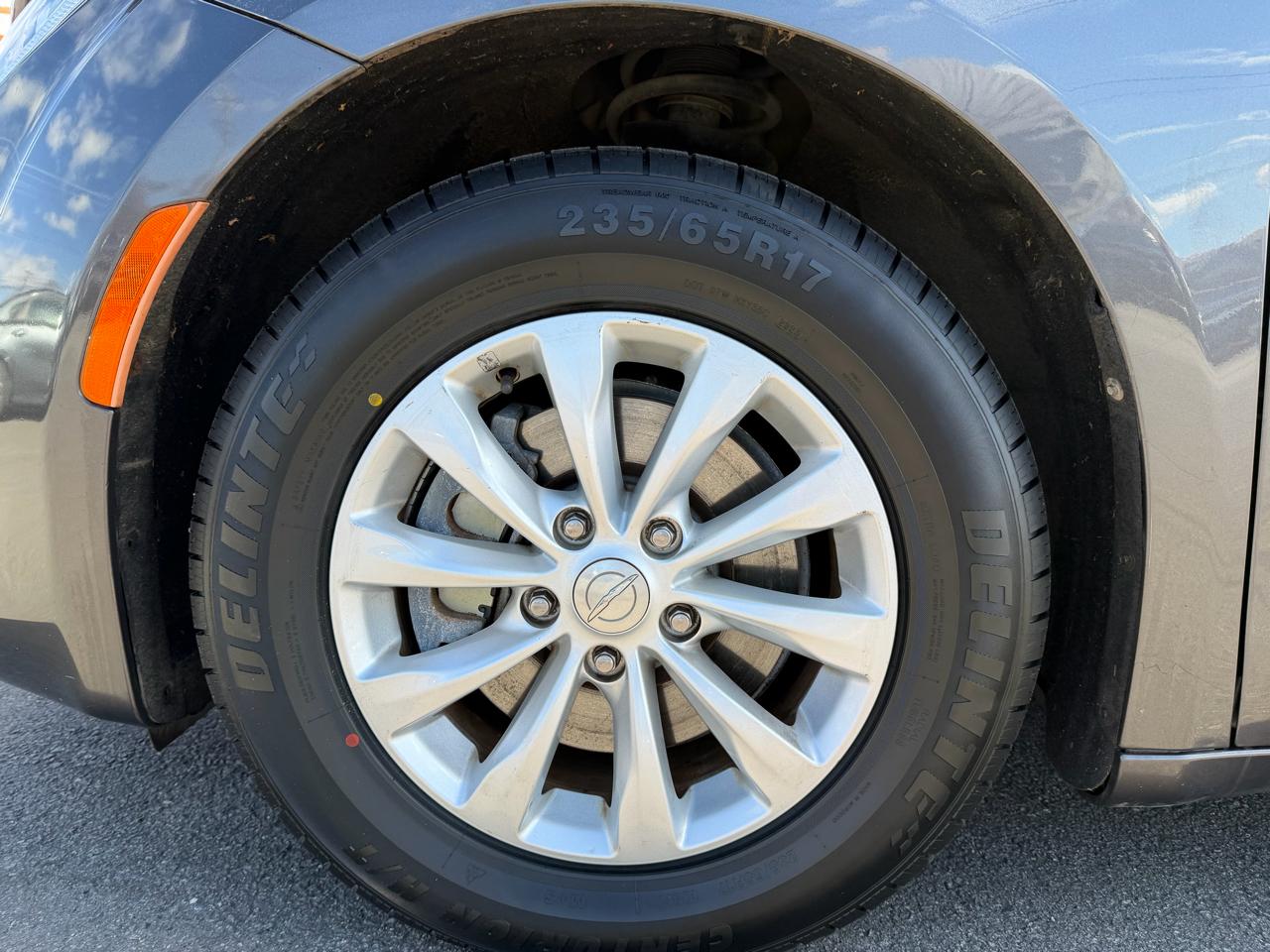 Chrysler Pacifica Touring-L FWD 2017