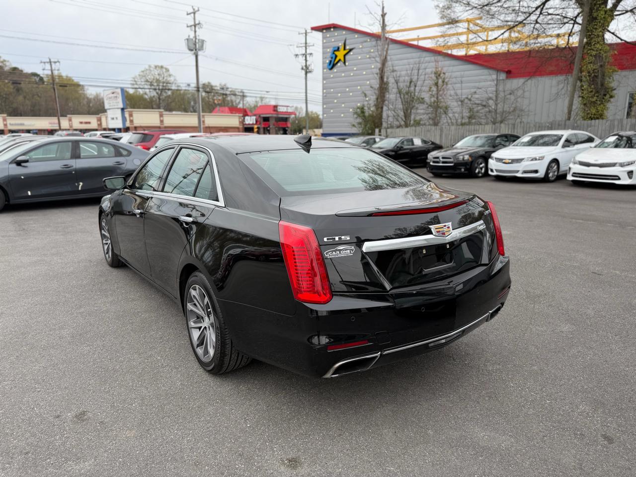 Cadillac CTS Sedan 4dr Sdn 2.0L Turbo Luxury Collection RWD 2016