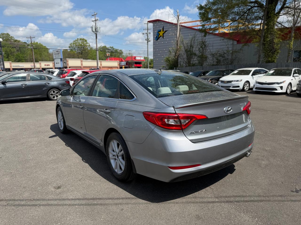 Hyundai Sonata 4dr Sdn 2.4L SE PZEV 2016