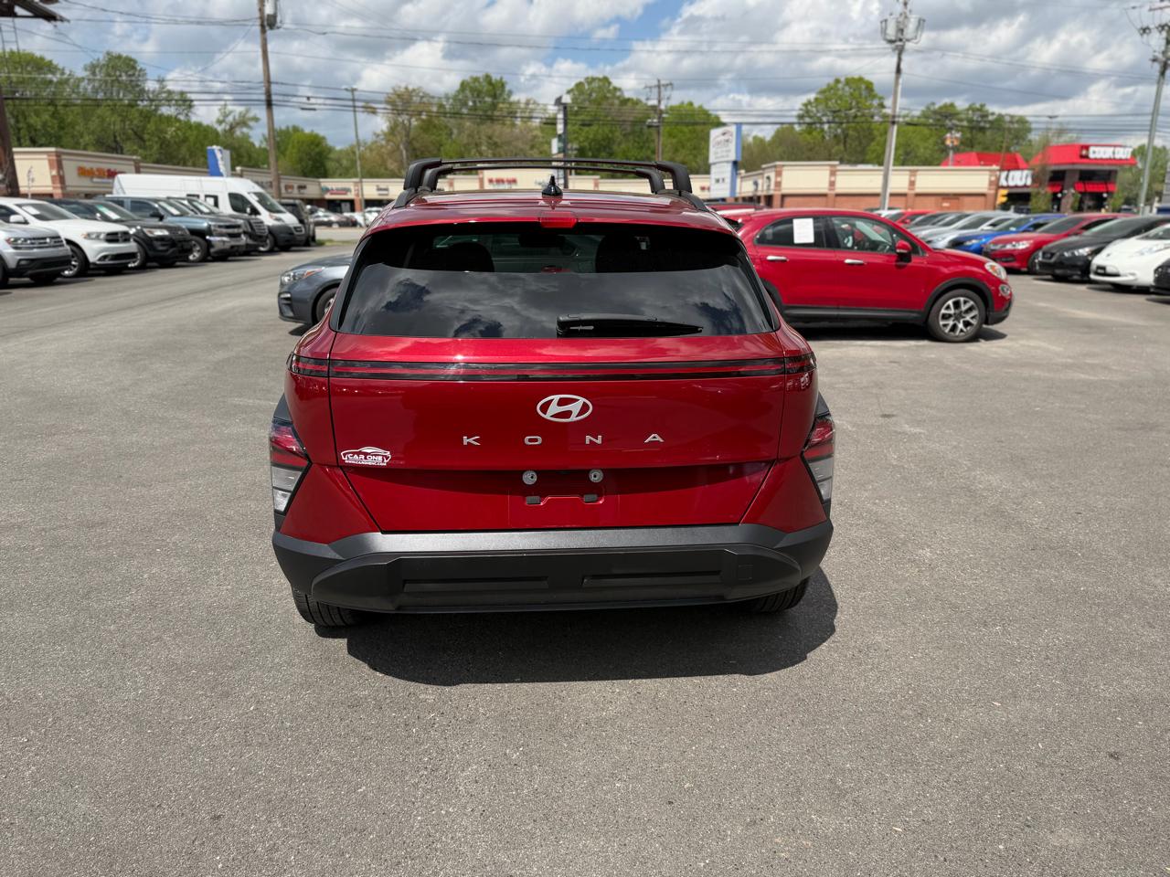 Hyundai Kona SEL FWD 2024