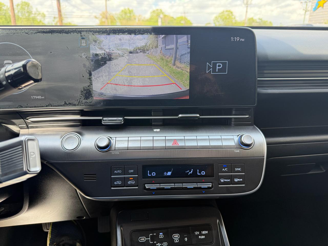 Hyundai Kona SEL FWD 2024