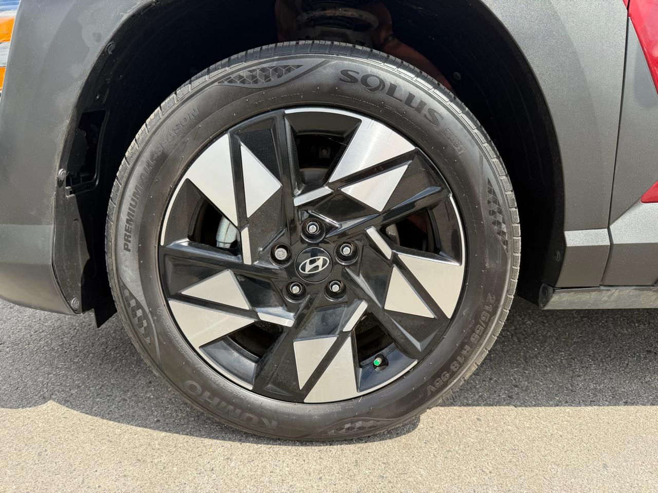 Hyundai Kona SEL FWD 2024