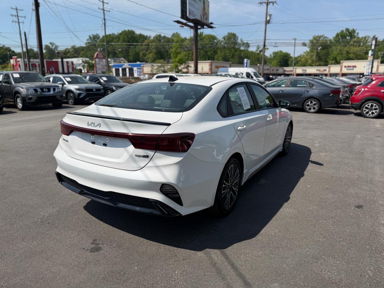 Kia Forte GT-Line IVT 2024