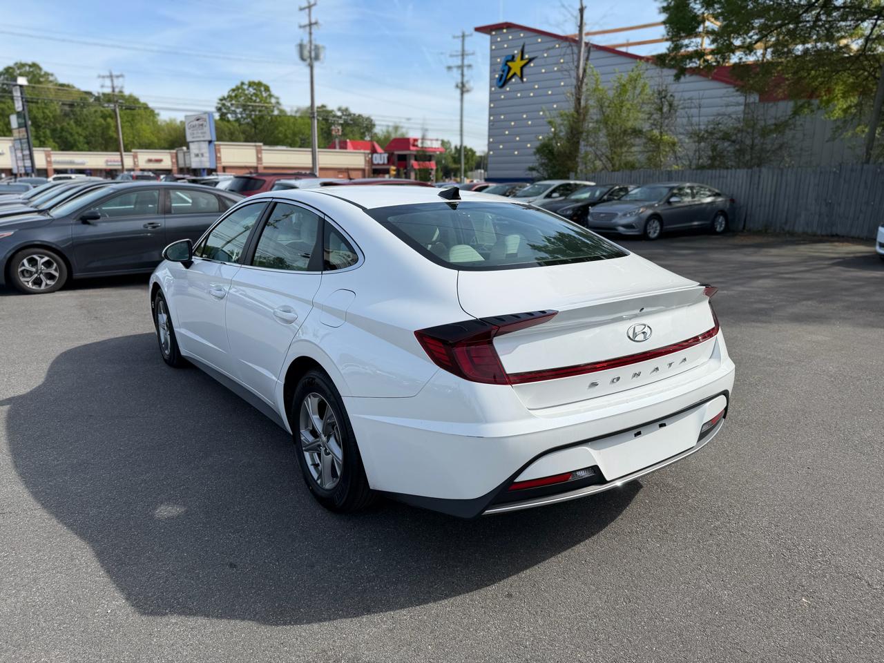 Hyundai Sonata SE 2.5L 2022