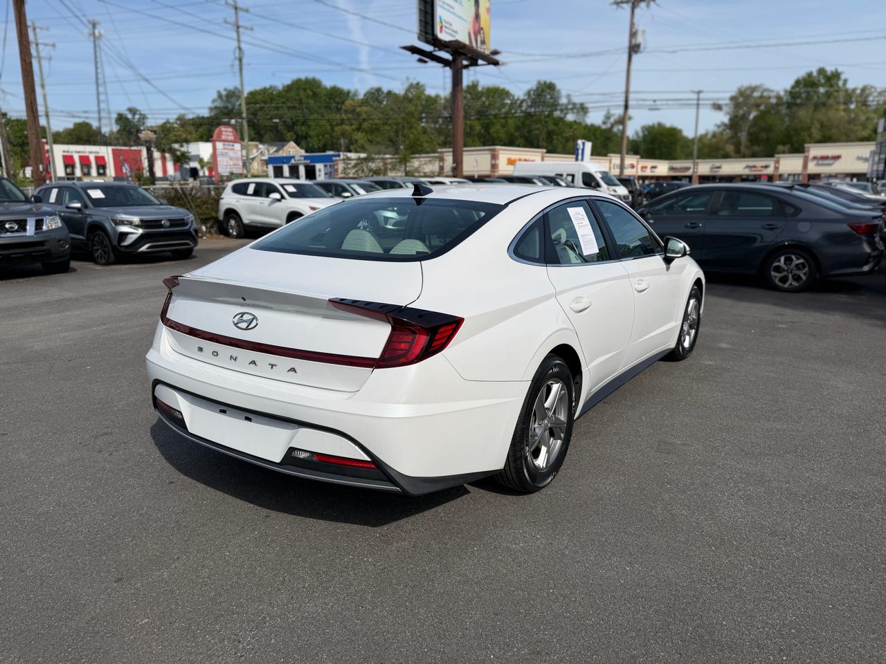 Hyundai Sonata SE 2.5L 2022