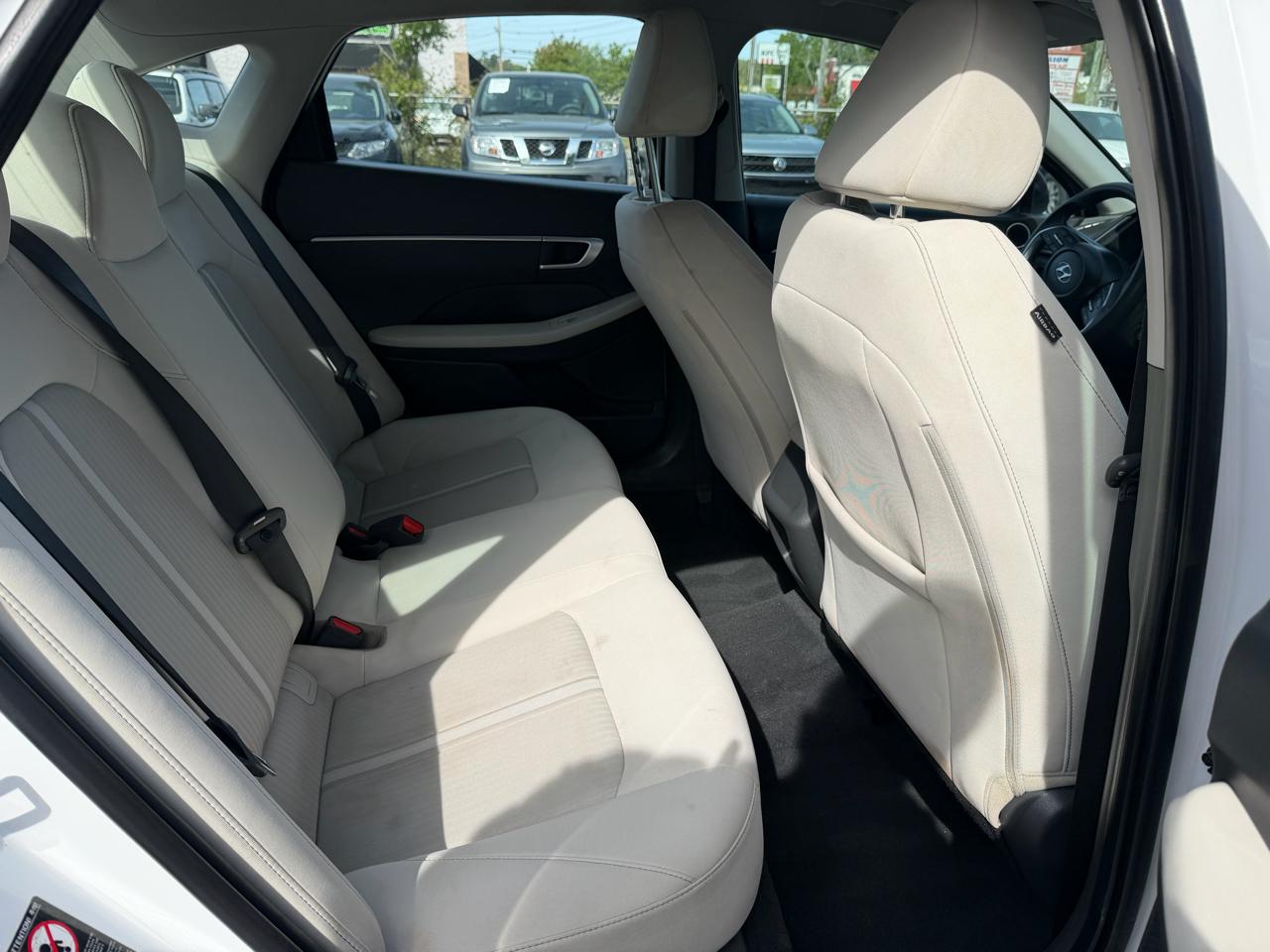 Hyundai Sonata SE 2.5L 2022