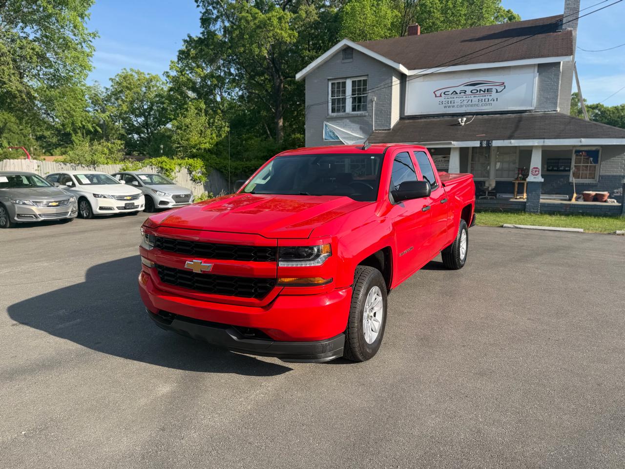 2017 Chevrolet Silverado 1500 2WD Double Cab 143.5" Custom
