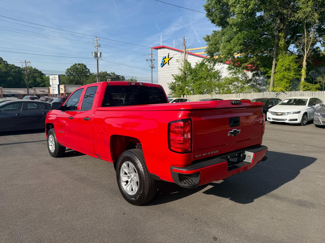 Chevrolet Silverado 1500 2WD Double Cab 143.5" Custom 2017