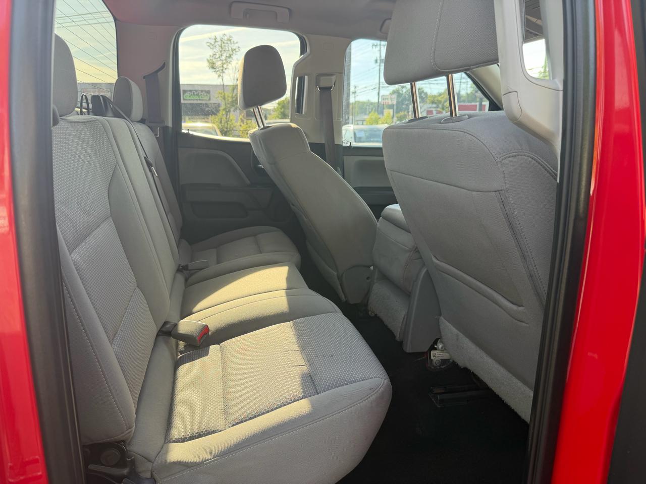 Chevrolet Silverado 1500 2WD Double Cab 143.5" Custom 2017