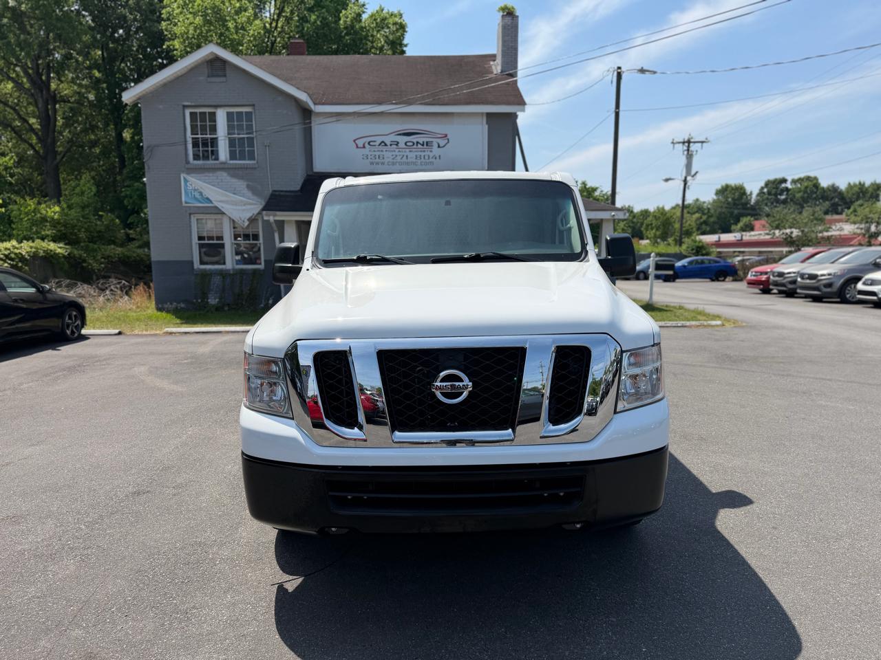 Nissan NV Cargo NV2500 HD Standard Roof V6 SV 2020
