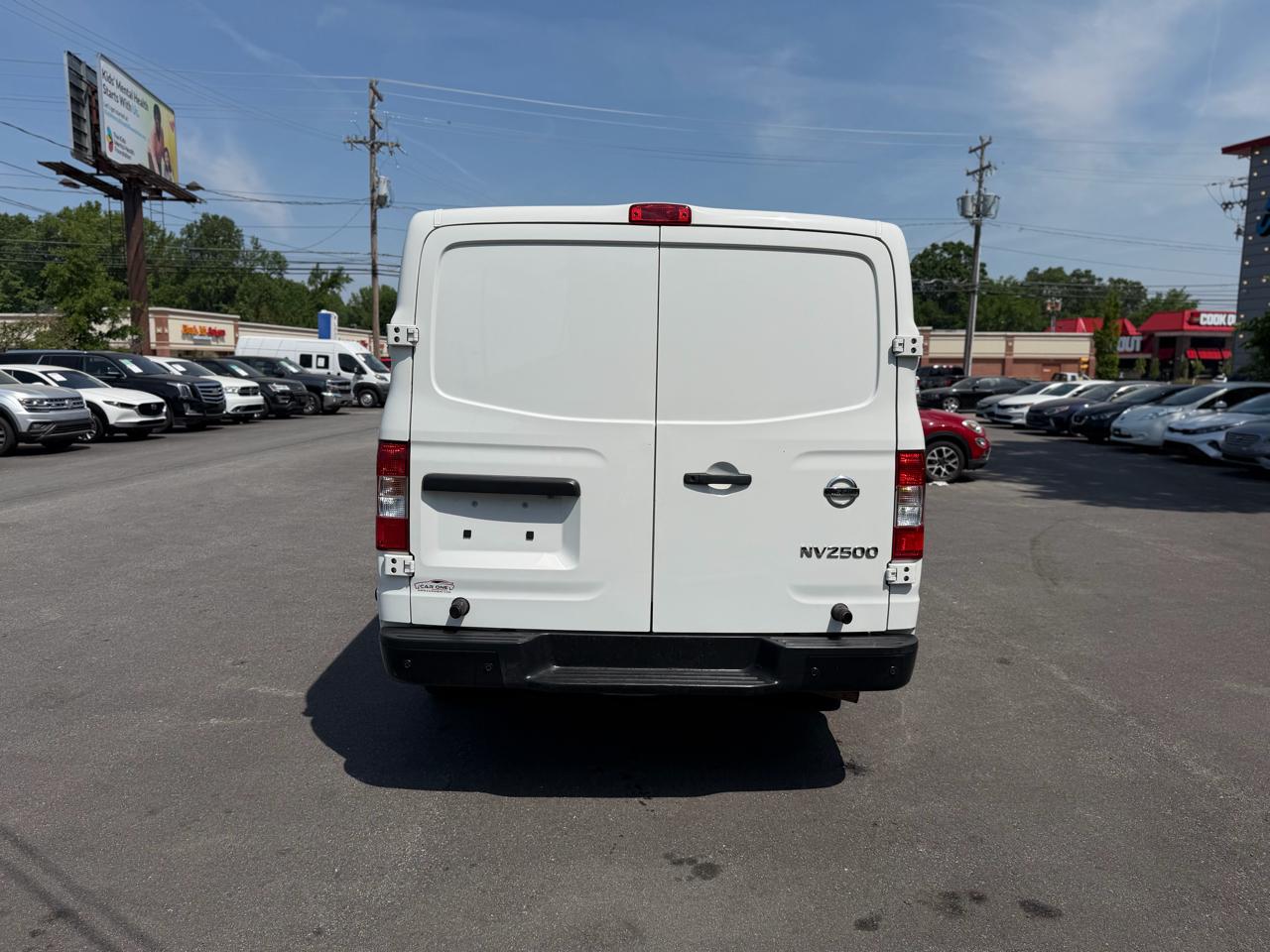 Nissan NV Cargo NV2500 HD Standard Roof V6 SV 2020