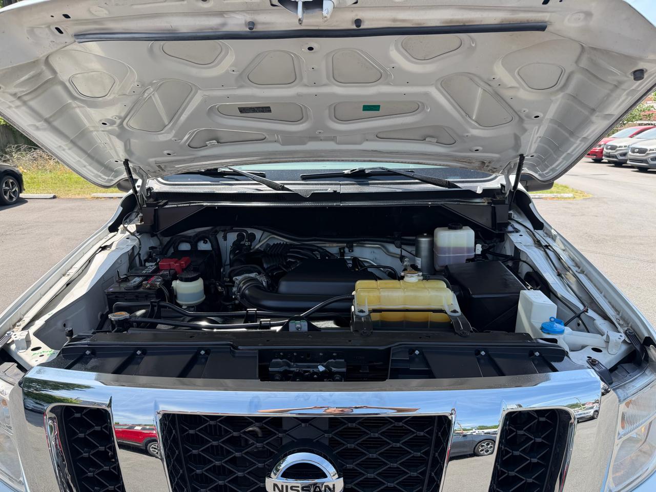 Nissan NV Cargo NV2500 HD Standard Roof V6 SV 2020