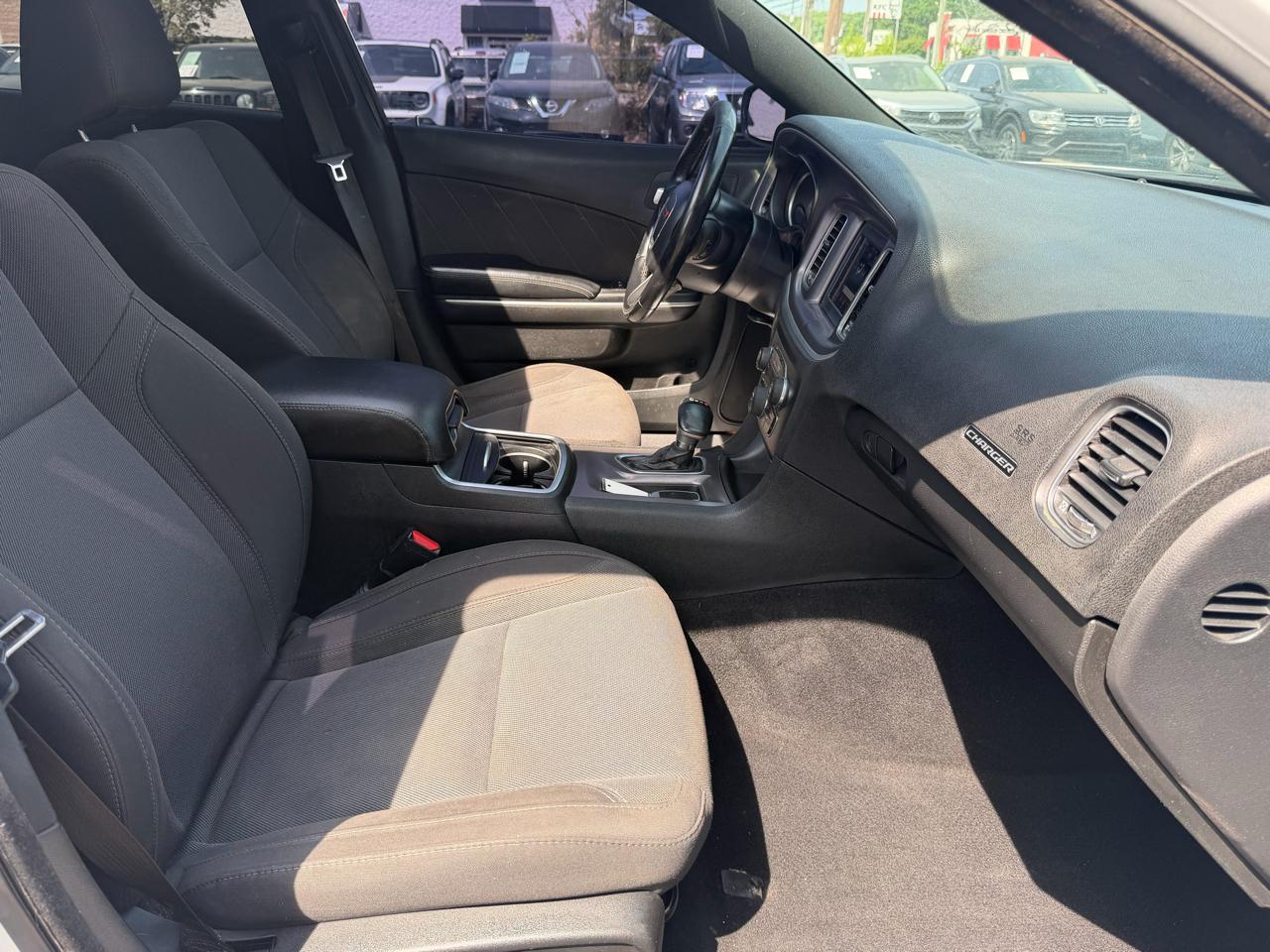 Dodge Charger SXT RWD 2019