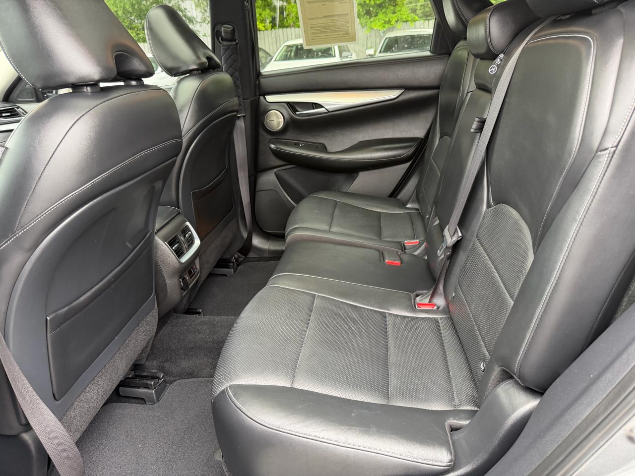 Infiniti QX50 ESSENTIAL FWD 2019