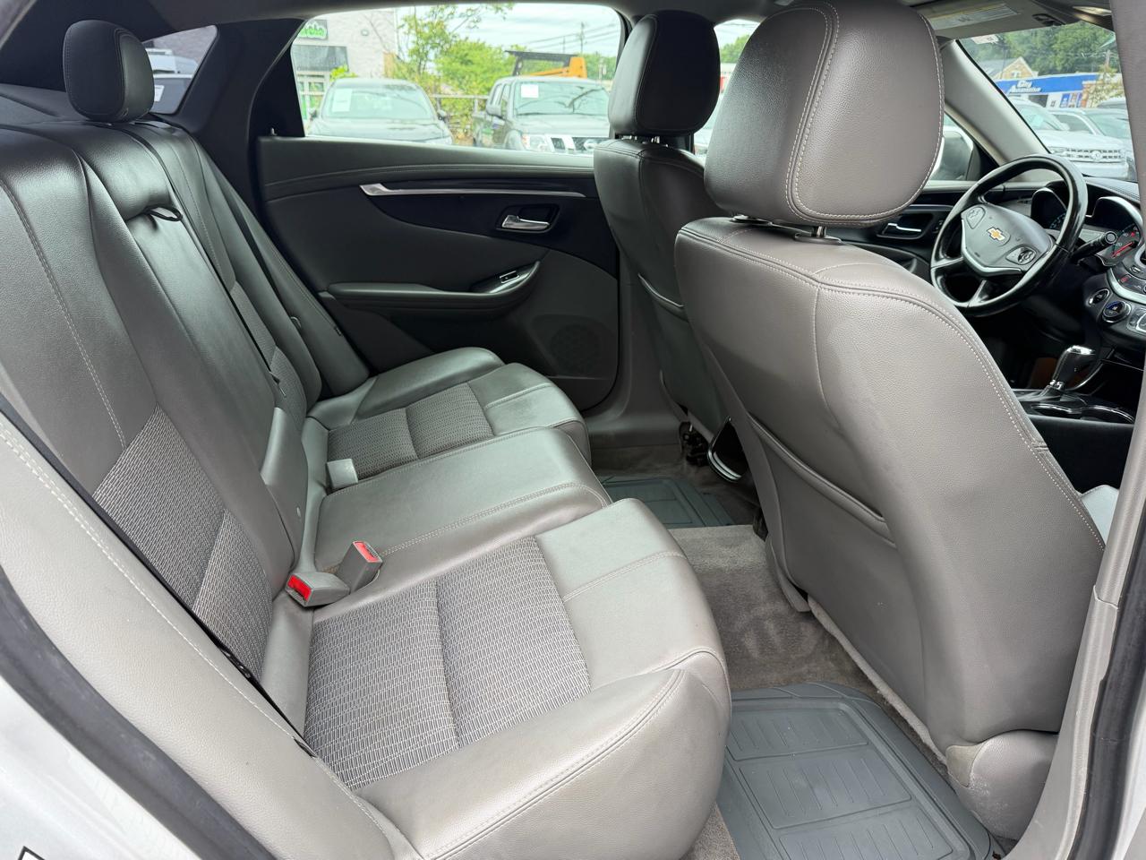 Chevrolet Impala 4dr Sdn LT w/1LT 2018