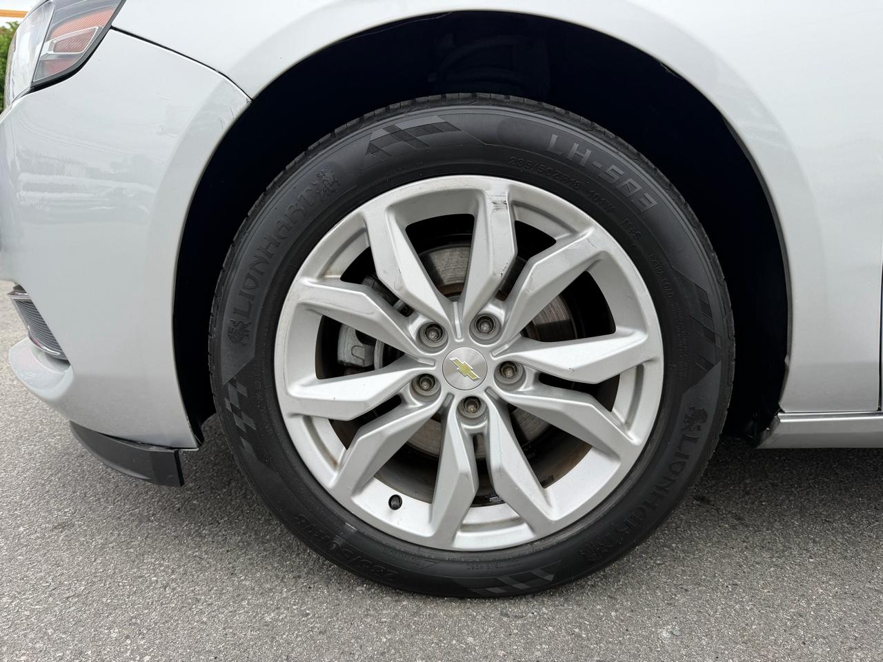 Chevrolet Impala 4dr Sdn LT w/1LT 2018