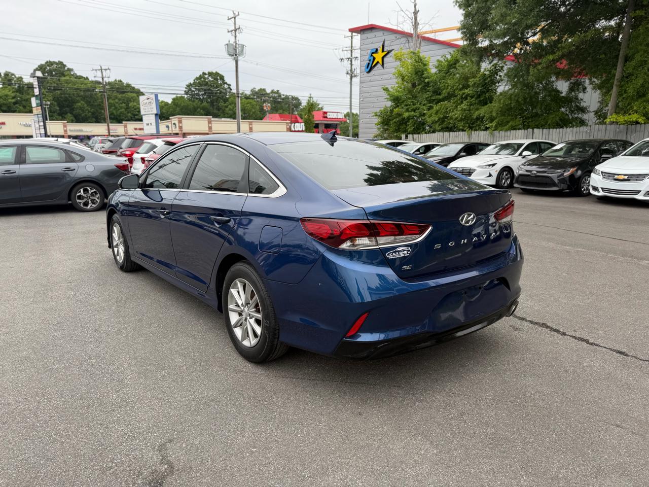Hyundai Sonata SE 2.4L 2018