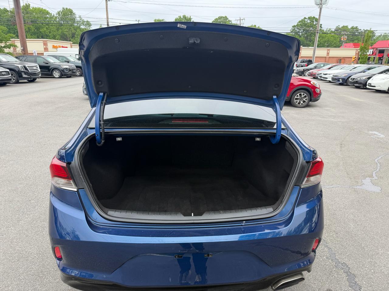 Hyundai Sonata SE 2.4L 2018