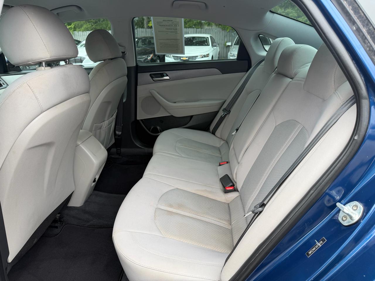 Hyundai Sonata SE 2.4L 2018