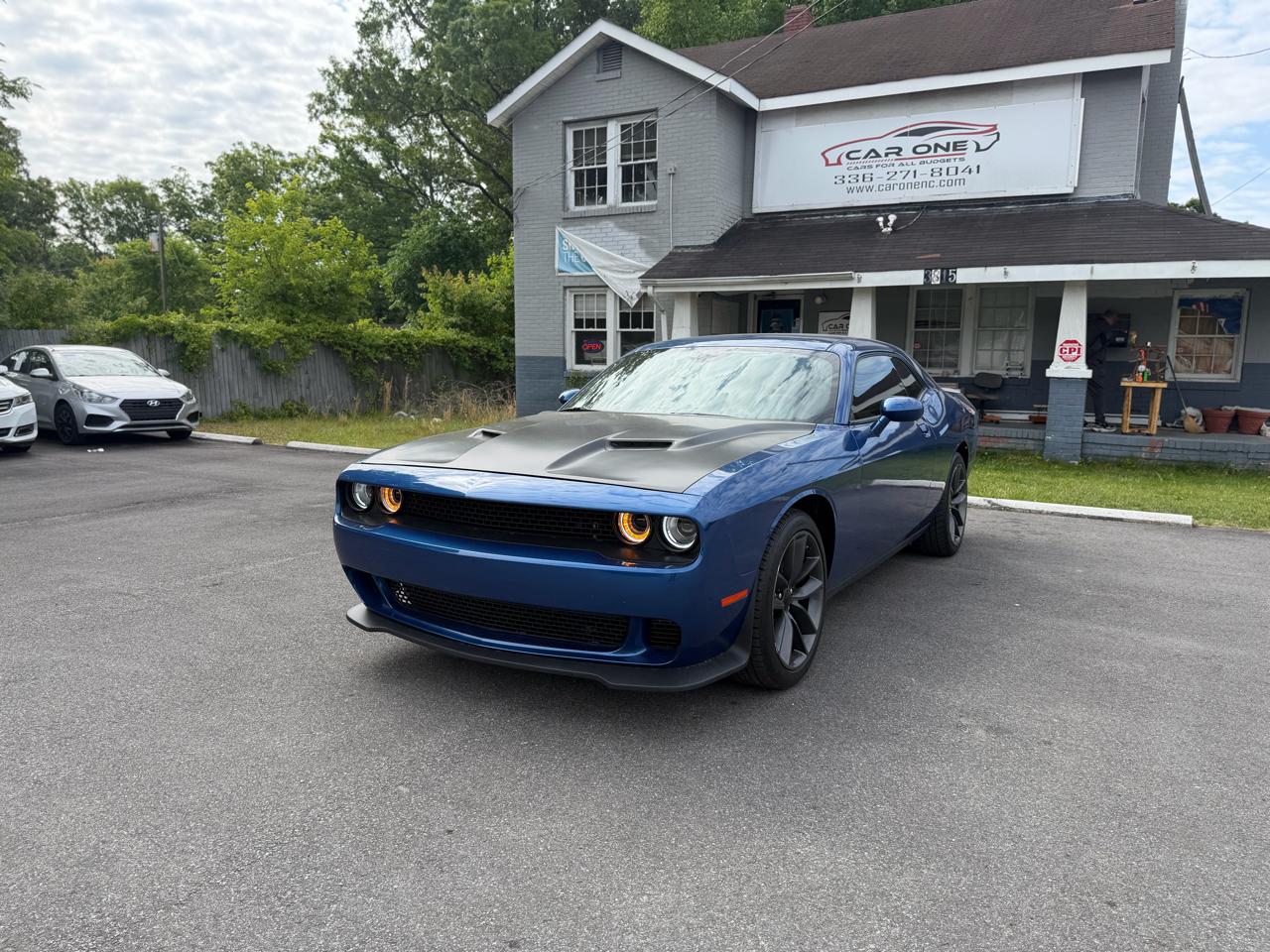 Dodge Challenger SXT RWD 2020