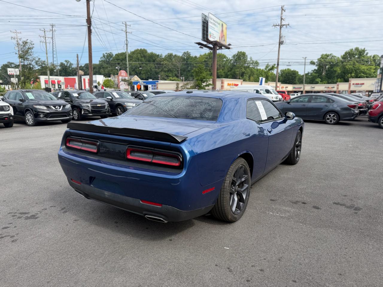Dodge Challenger SXT RWD 2020