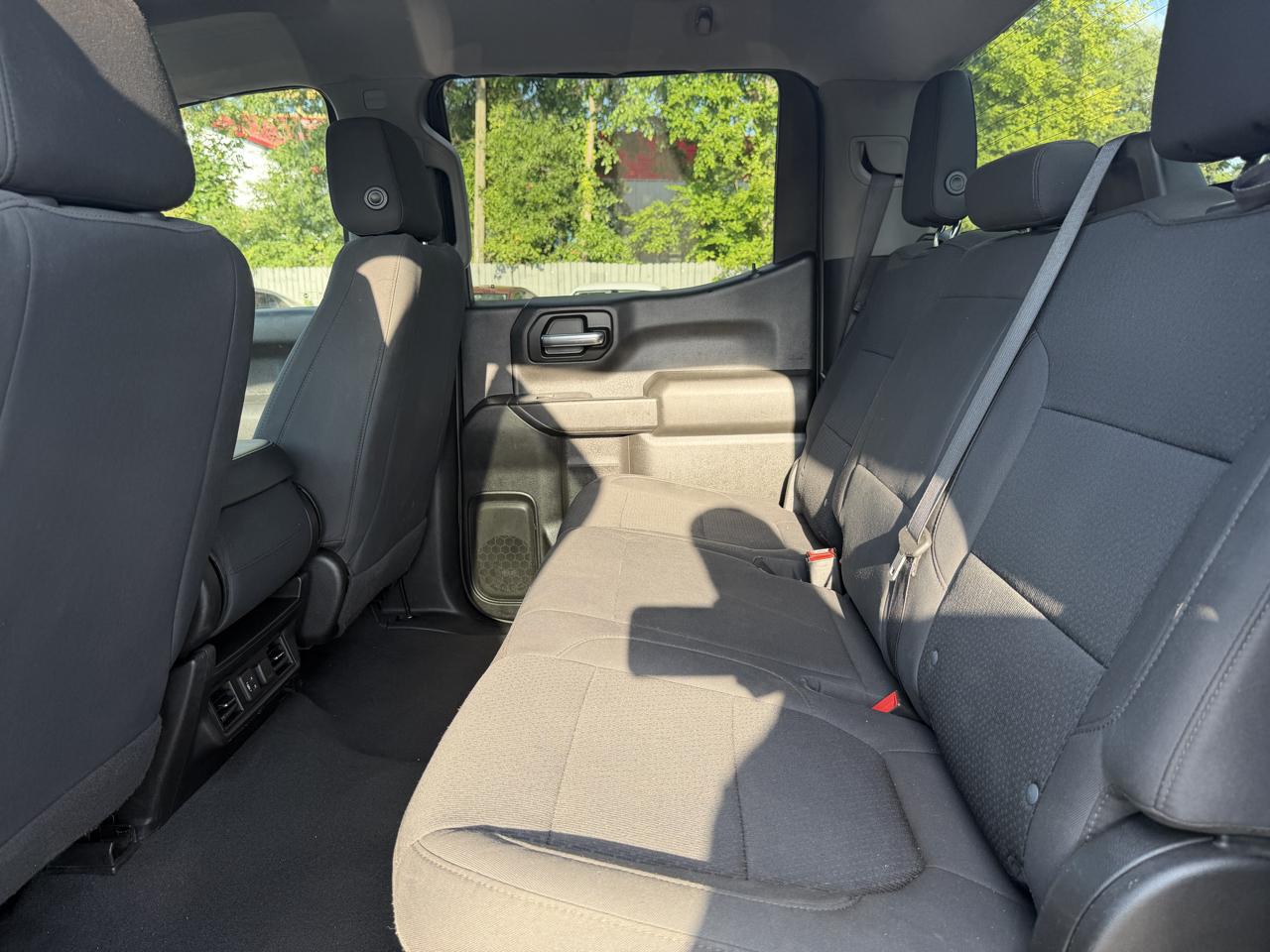 Chevrolet Silverado 1500 LTD 2WD Crew Cab 147" Custom 2022