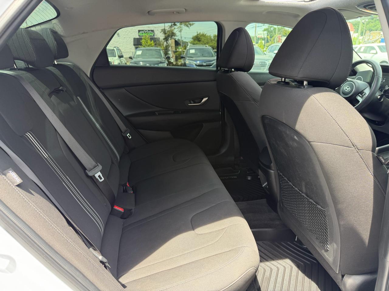 Hyundai Elantra SEL IVT 2024