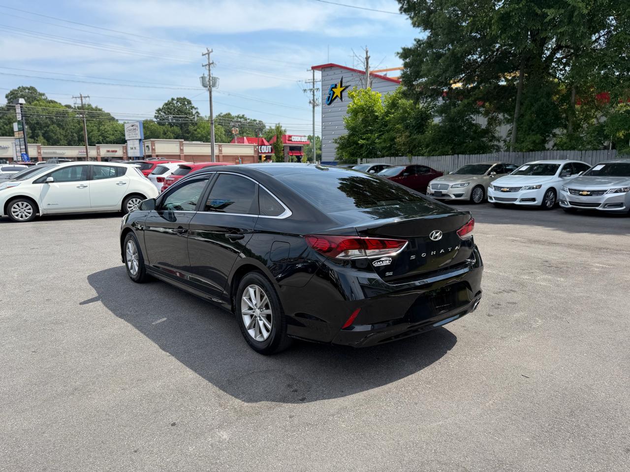 Hyundai Sonata SE 2.4L 2018