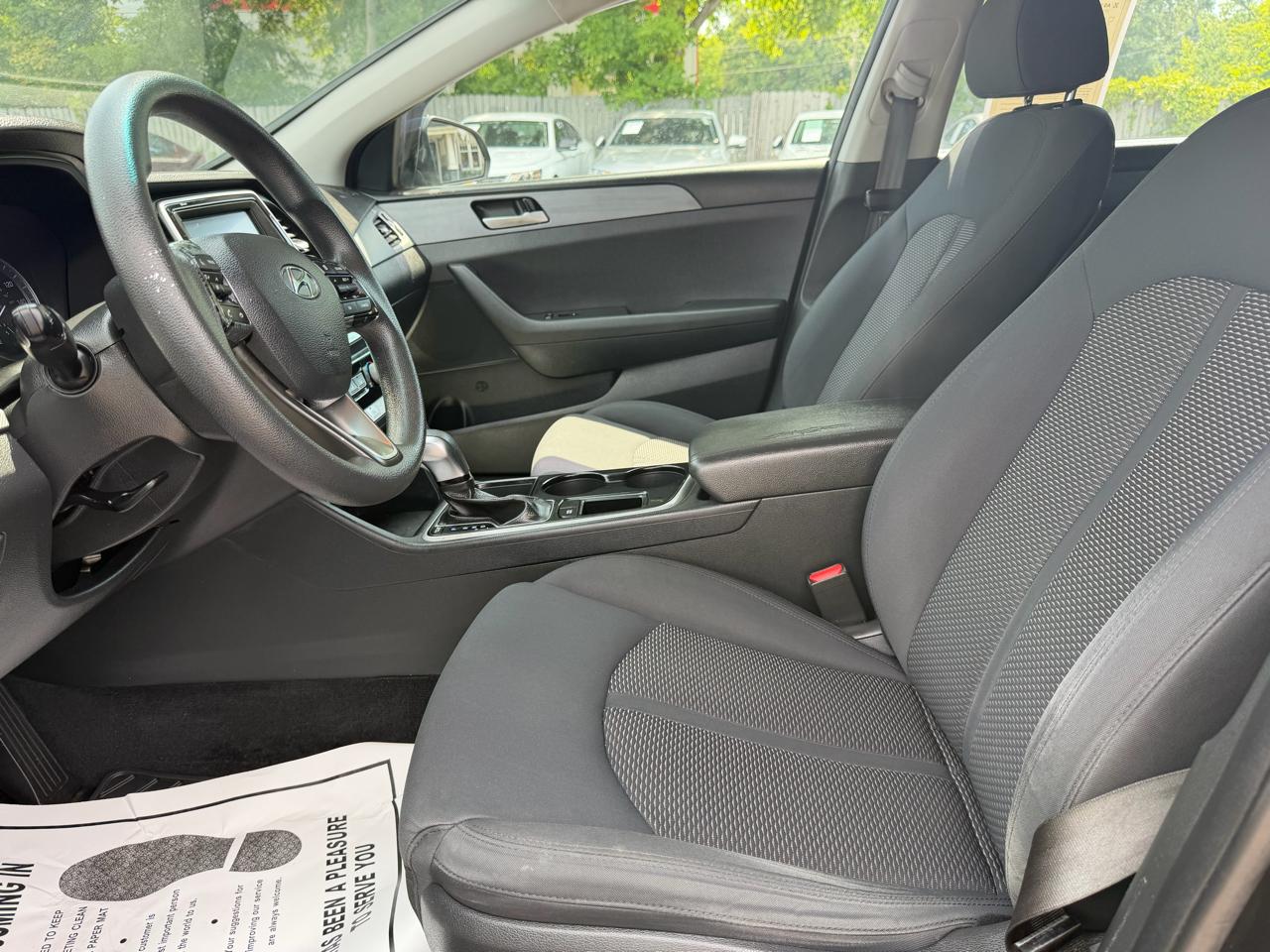 Hyundai Sonata SE 2.4L 2018