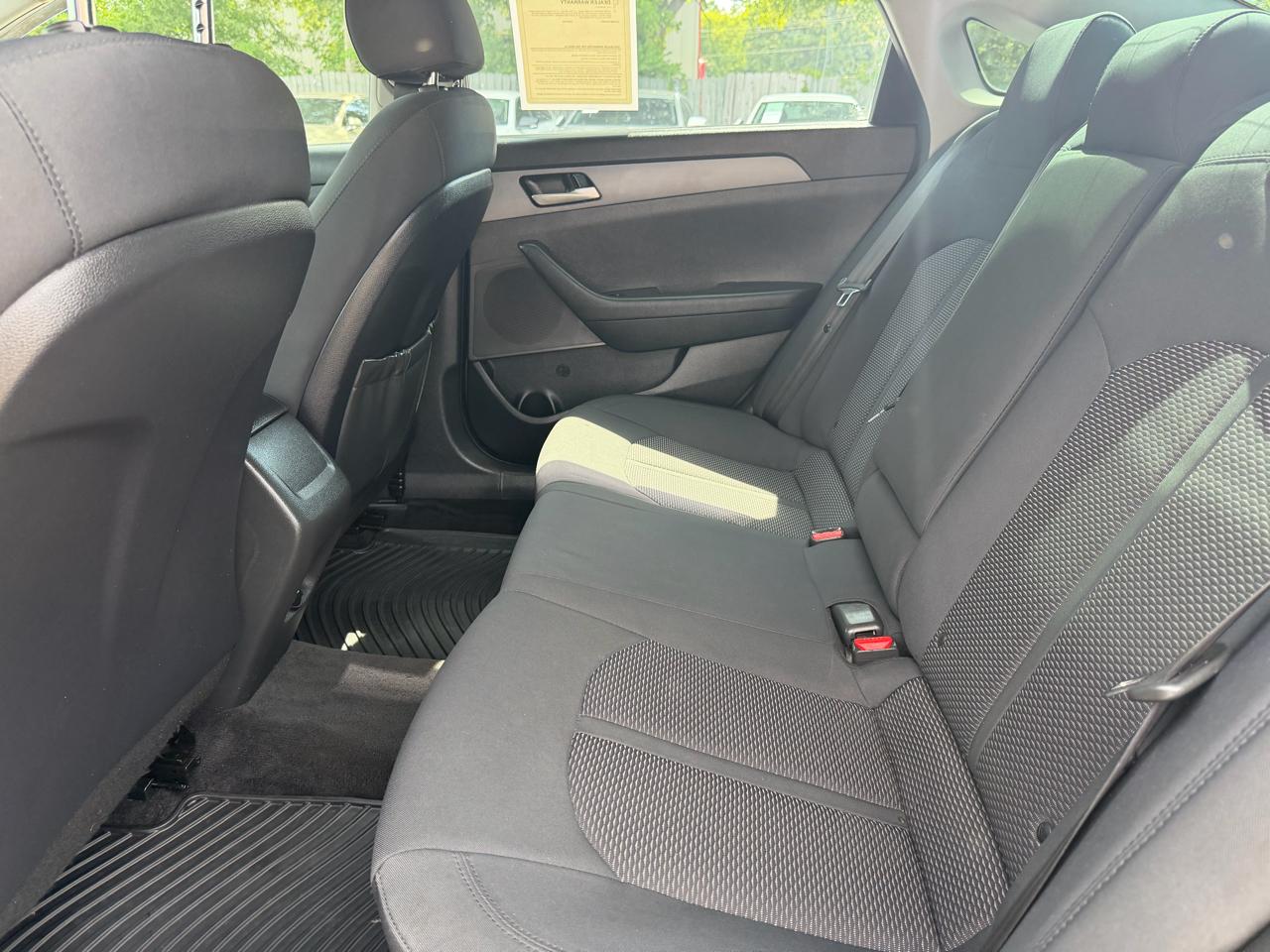 Hyundai Sonata SE 2.4L 2018