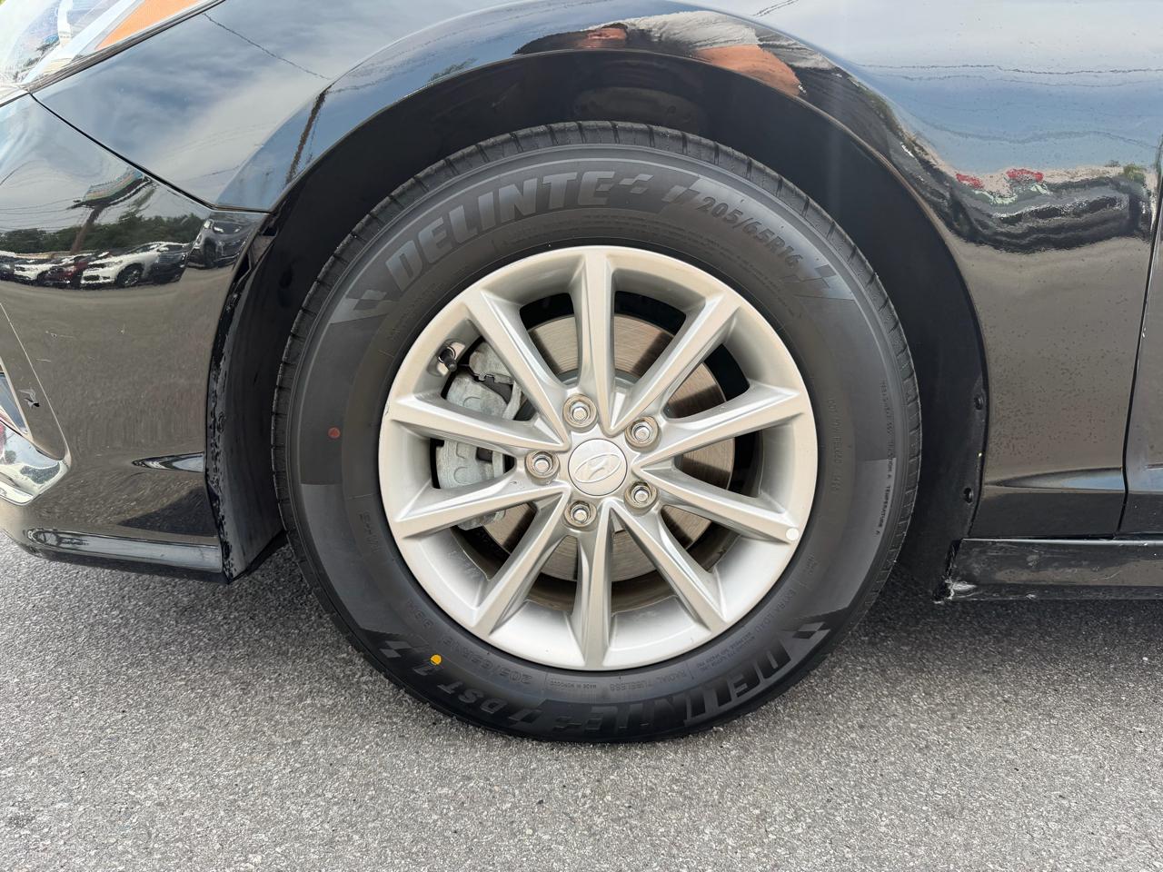 Hyundai Sonata SE 2.4L 2018