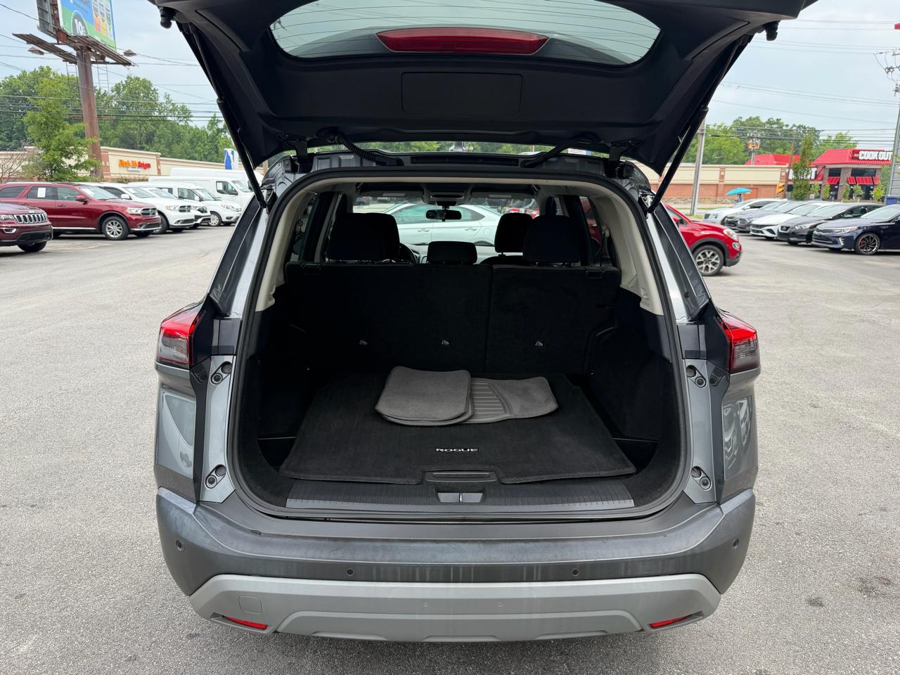 Nissan Rogue FWD SV 2021