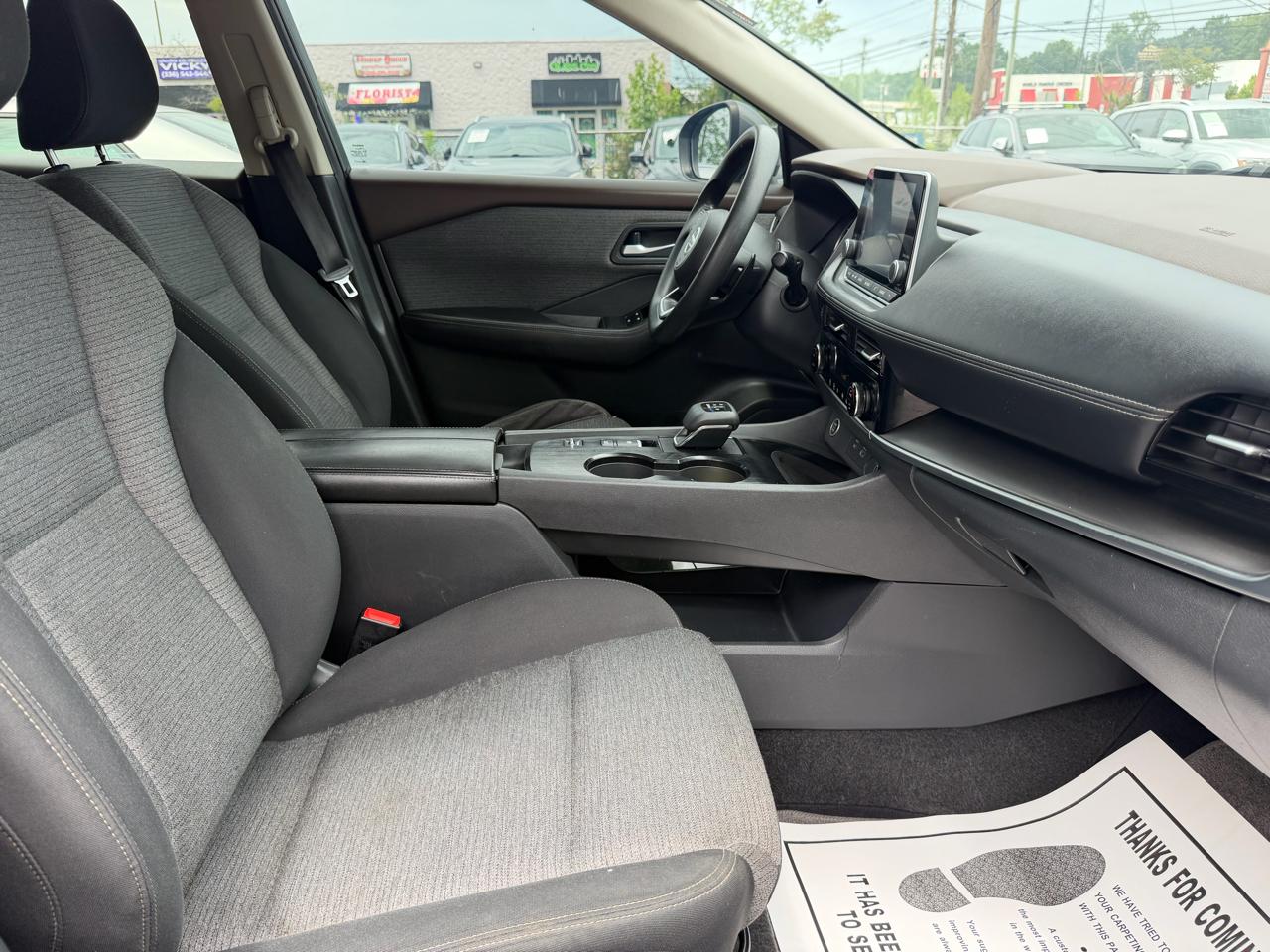 Nissan Rogue FWD SV 2021