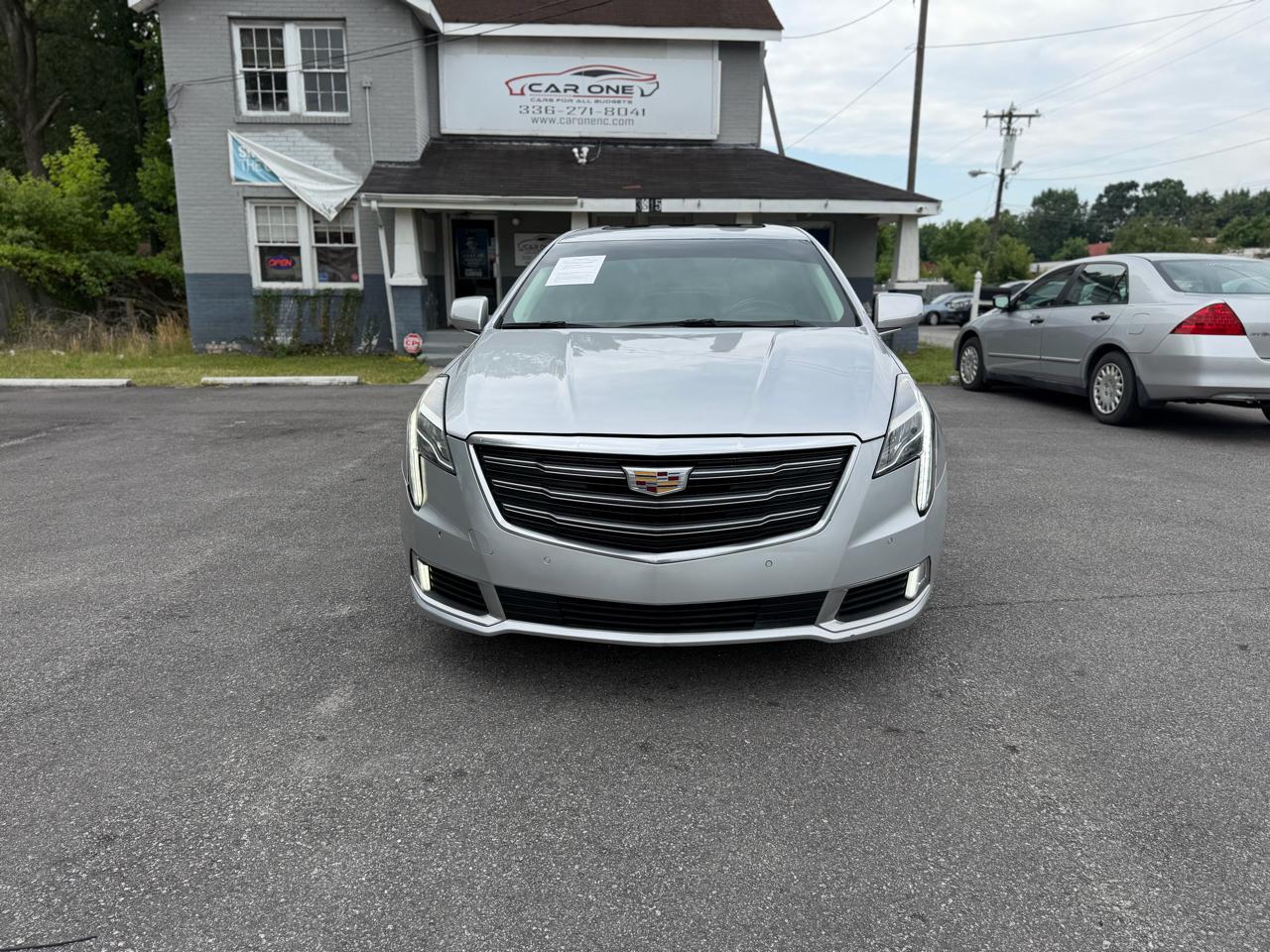 Cadillac XTS 4dr Sdn Luxury FWD 2019