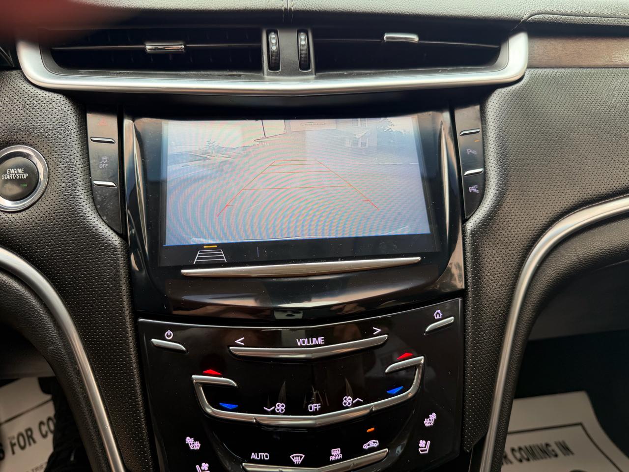 Cadillac XTS 4dr Sdn Luxury FWD 2019