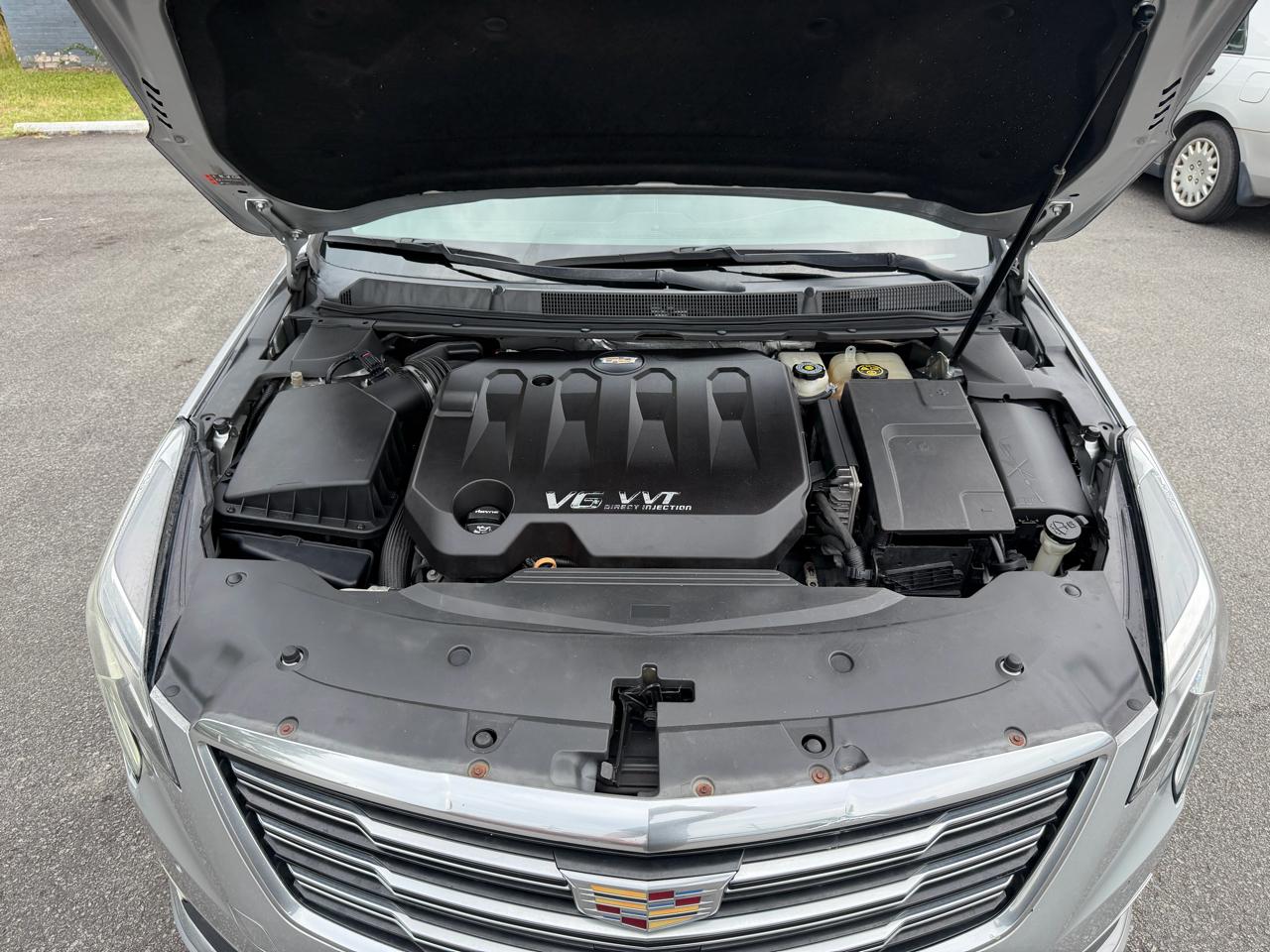 Cadillac XTS 4dr Sdn Luxury FWD 2019