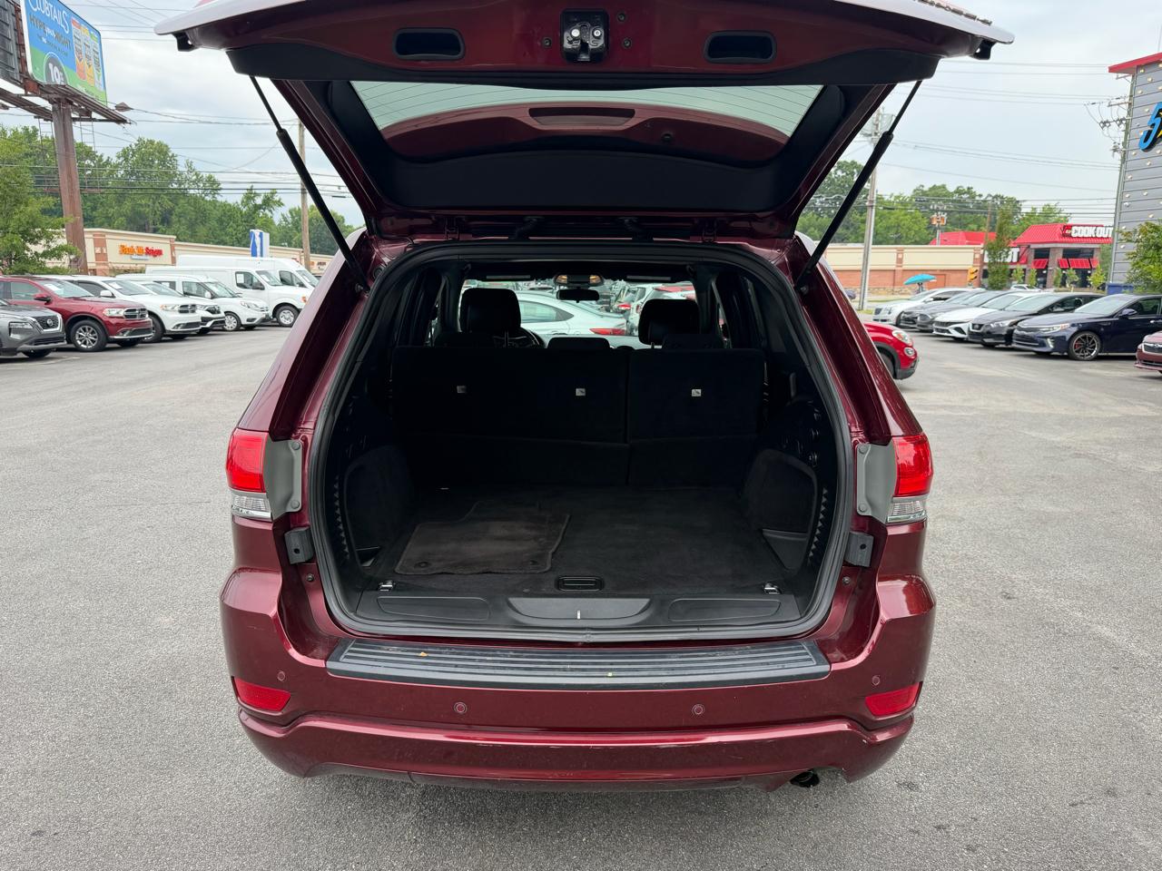 Jeep Grand Cherokee Laredo 4x2 *Ltd Avail* 2018
