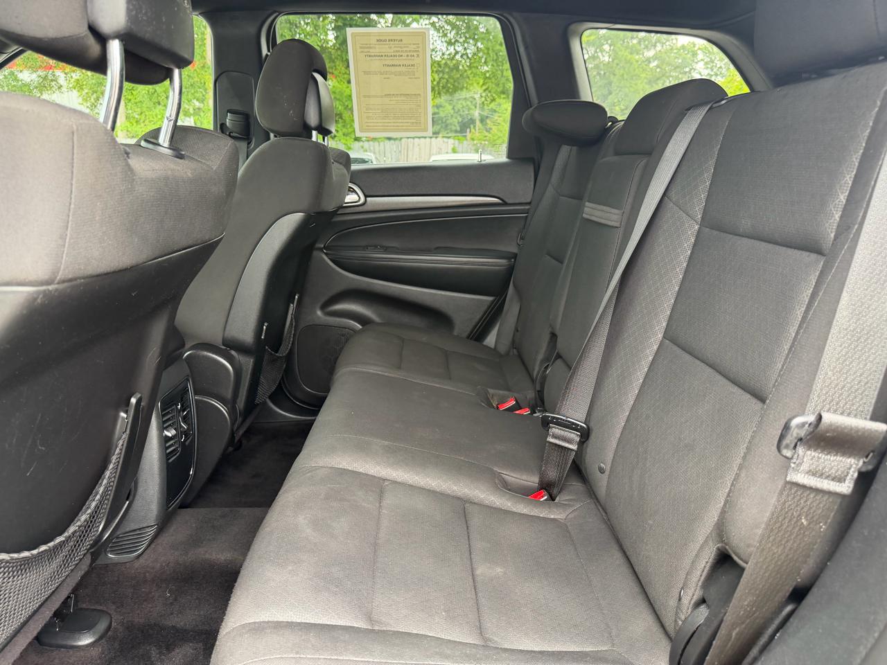 Jeep Grand Cherokee Laredo 4x2 *Ltd Avail* 2018