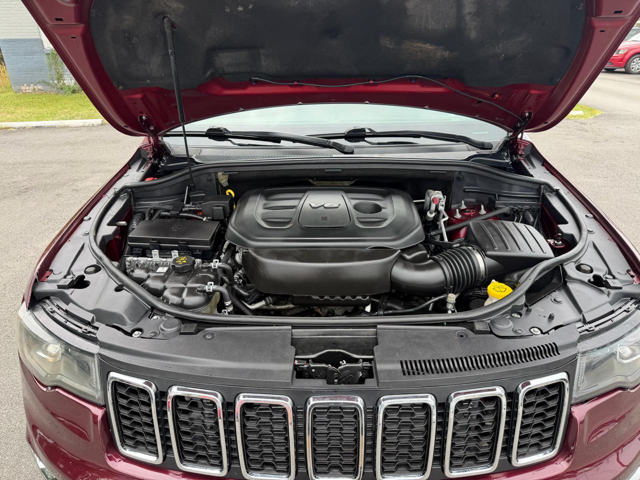 Jeep Grand Cherokee Laredo 4x2 *Ltd Avail* 2018