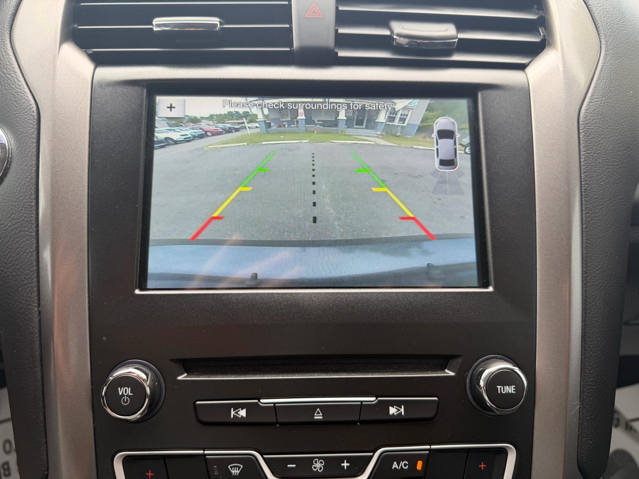 Ford Fusion SE FWD 2018
