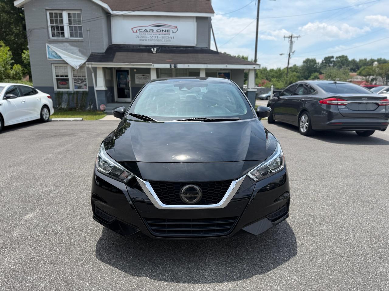 Nissan Versa SV CVT 2020