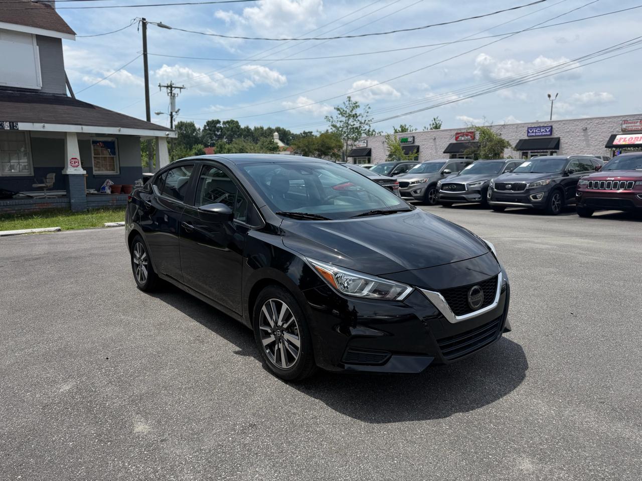 Nissan Versa SV CVT 2020