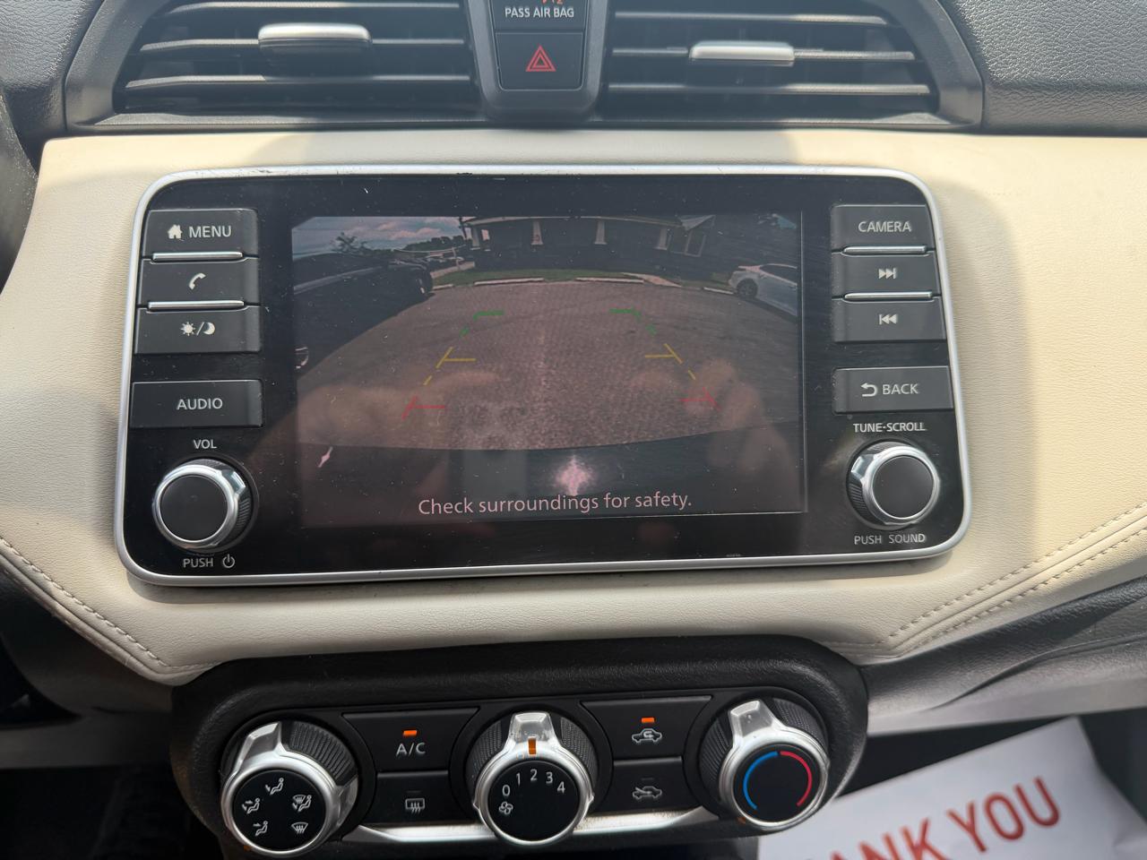 Nissan Versa SV CVT 2020