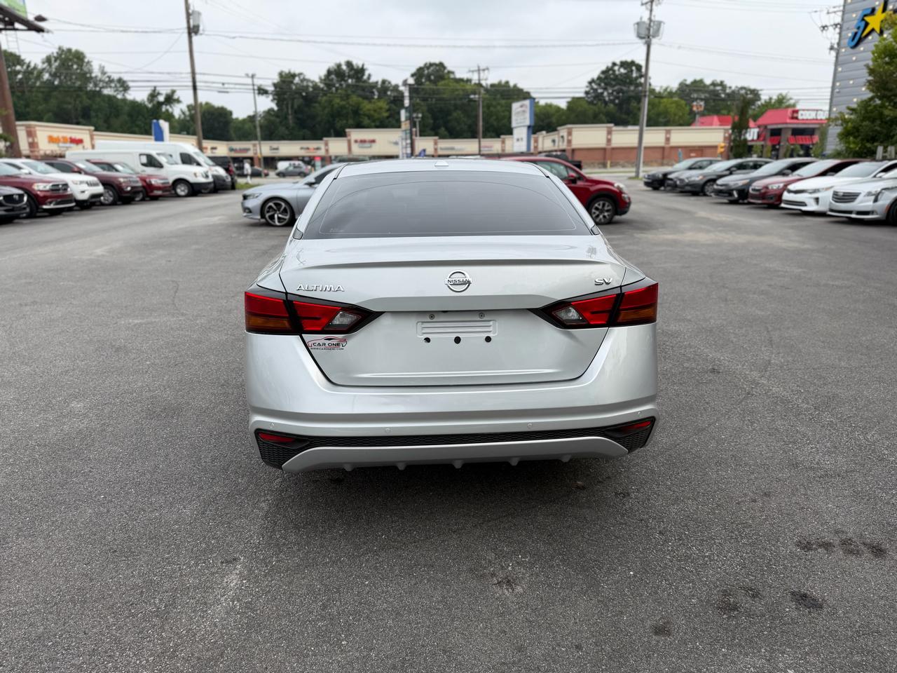 Nissan Altima 2.5 SV Sedan 2022