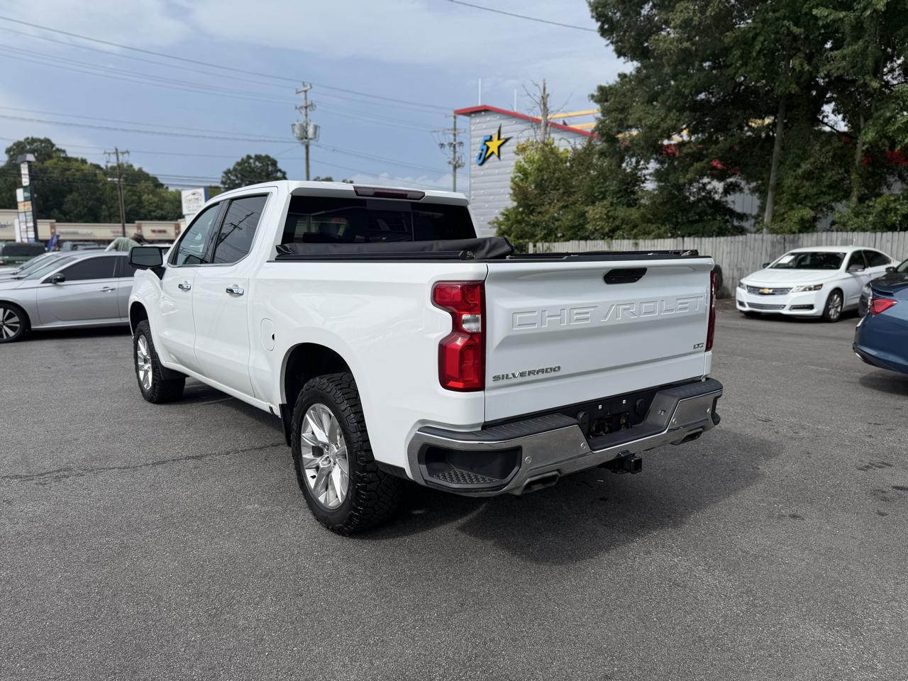 Chevrolet Silverado 1500 4WD Crew Cab 147" LTZ 2021