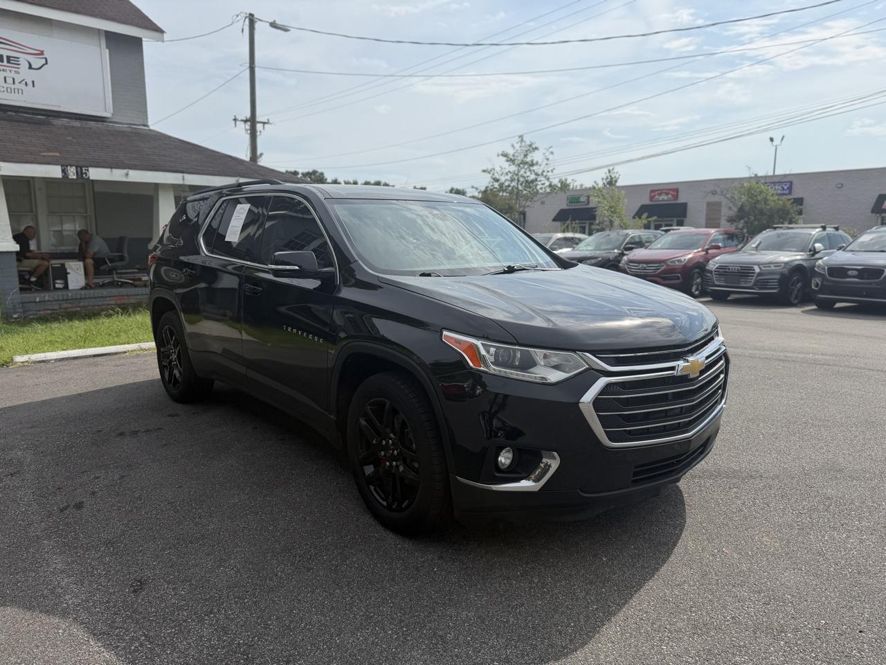 Chevrolet Traverse FWD 4dr LT Cloth w/1LT 2021