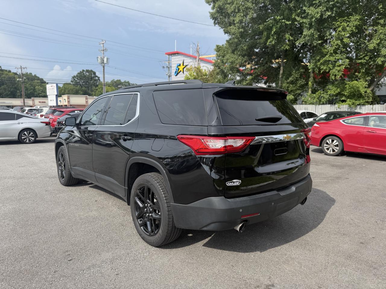 Chevrolet Traverse FWD 4dr LT Cloth w/1LT 2021