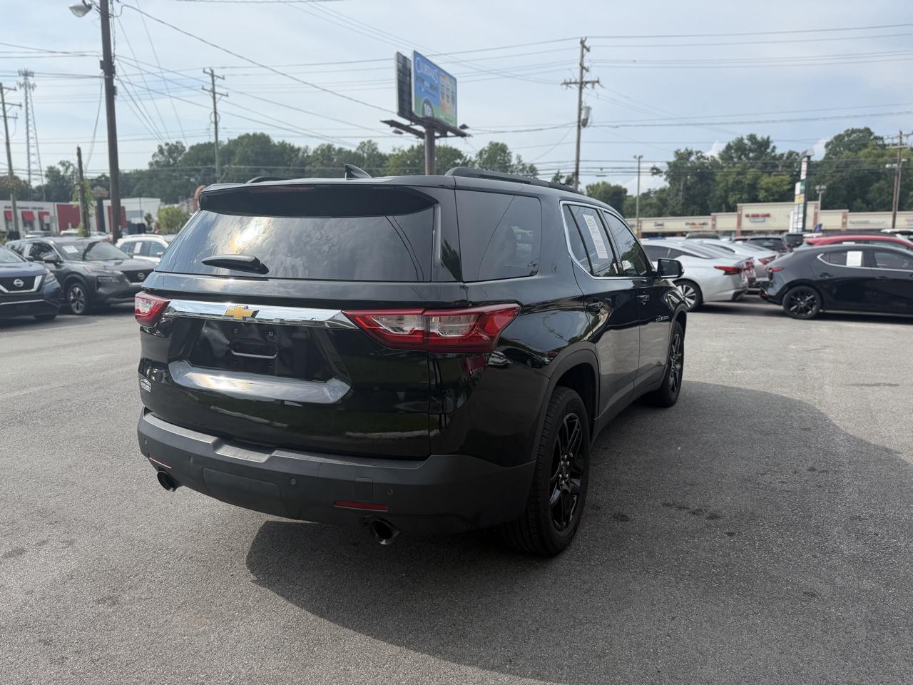 Chevrolet Traverse FWD 4dr LT Cloth w/1LT 2021