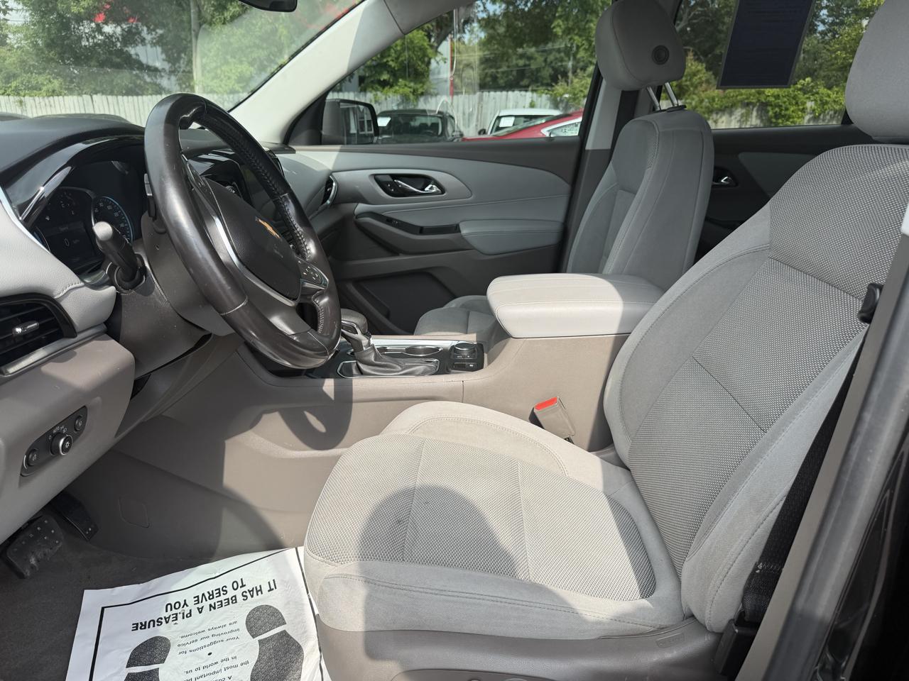 Chevrolet Traverse FWD 4dr LT Cloth w/1LT 2021